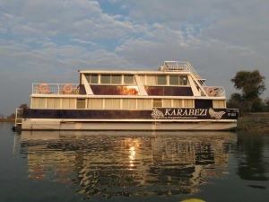 Best Houseboats On Lake Kariba