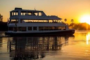 Victoriafälle: Luxus-Bootsfahrt & 3-Gänge-Dinner am Flussufer