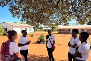 Wizyta w Wodospadach Wiktorii i wiosce Mukuni