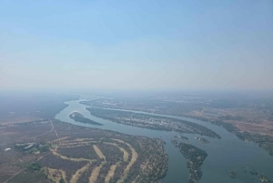 Victoria Falls & Chobe: 3-Day Safari with Cruise & Meals