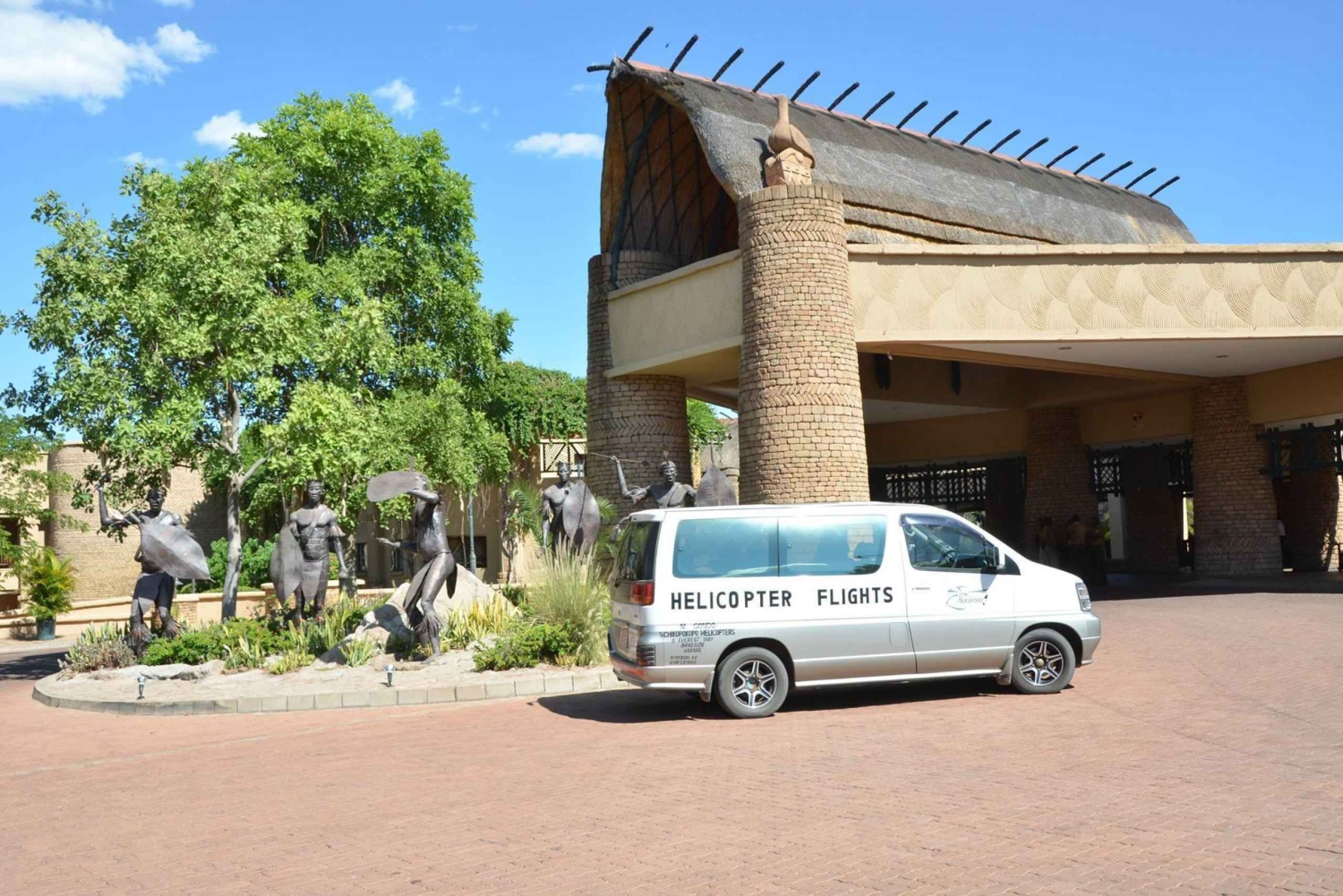 上空から見るビクトリアの滝: スリル満点のヘリコプターツアー