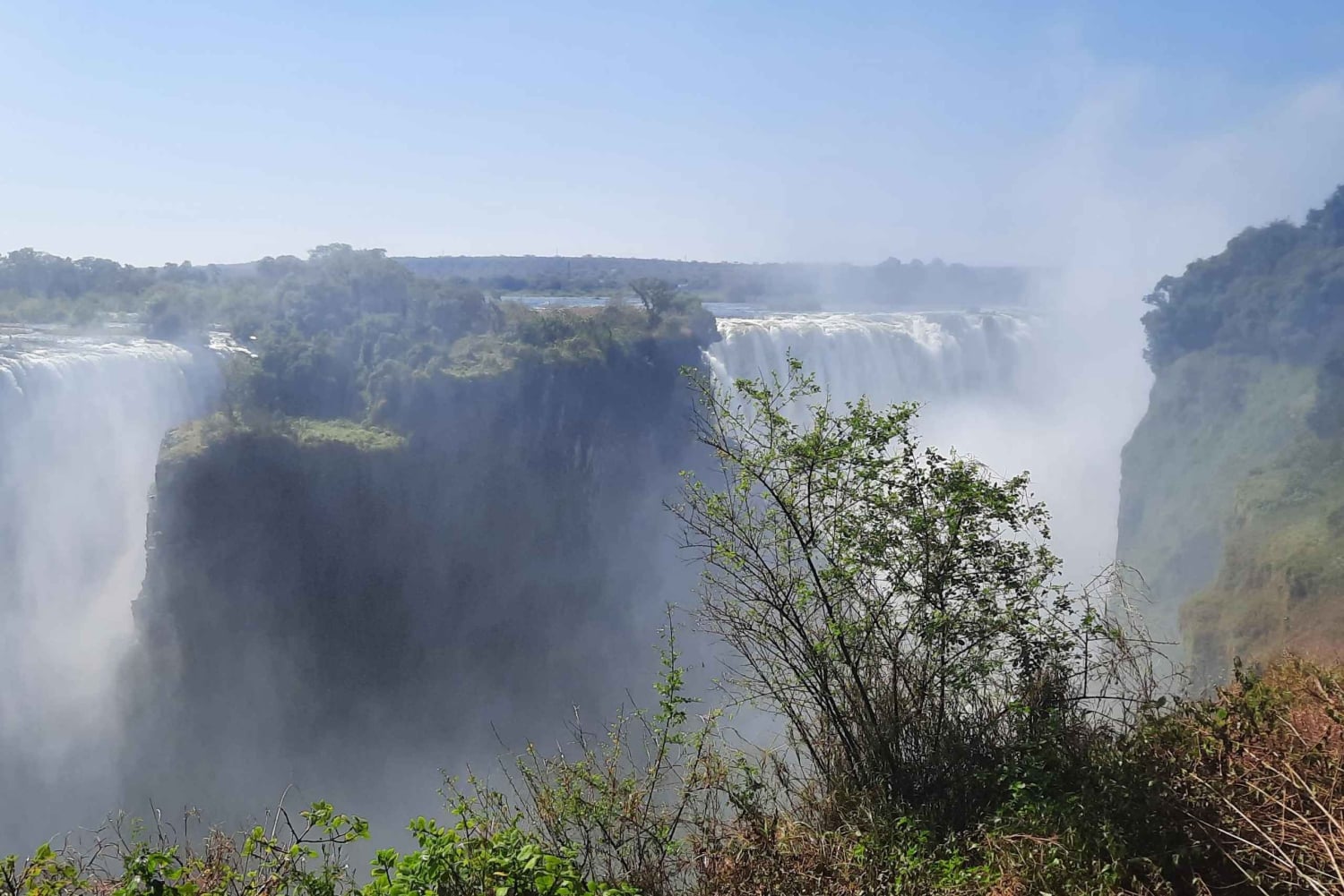 ビクトリア滝：地元ガイドによるガイド付きツアー