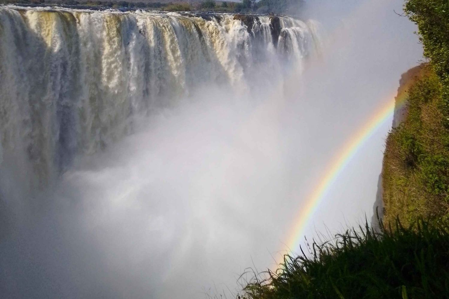 Victoria Falls: Guided Tour, Sunset Cruise, and Dinner