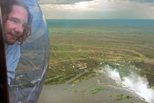 Cataratas Vitória: Voo de helicóptero