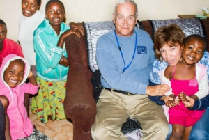 Experiencia de cena en casa de familia en las Cataratas Victoria