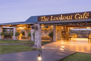 Victoria Falls: Lookout Café Dining Experience (Transfer)