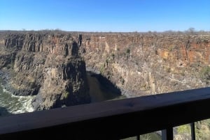 Victoriafallen: Privat soluppgångstur med frukost på utsiktsplatsen