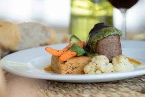 Chutes Victoria : Expérience pittoresque dans un village avec déjeuner-croisière