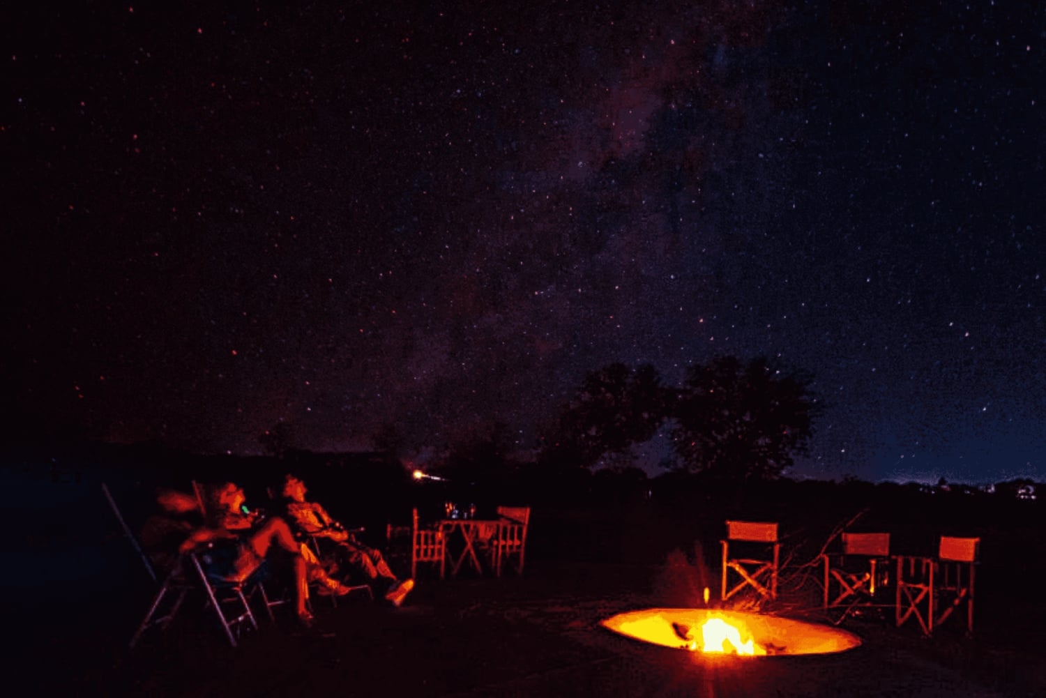 Victorian putoukset: 4x4:llä pusikossa tapahtuva tähtien katselu