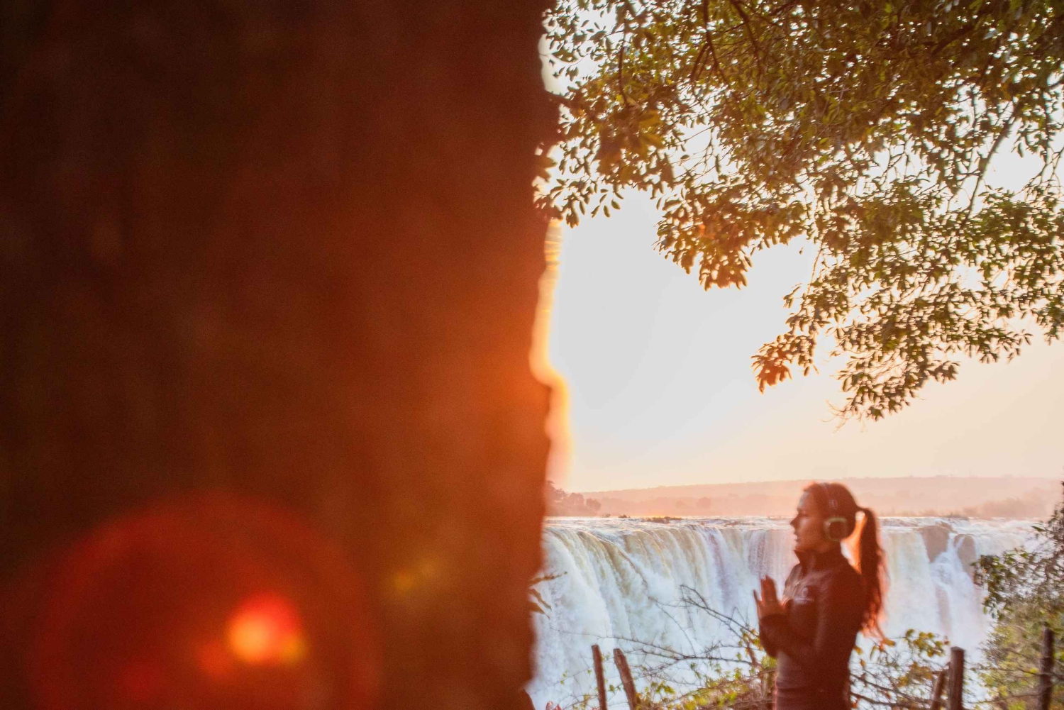 Victoria Falls: Sunrise Yoga Session with Breakfast