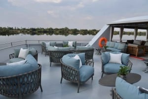 Victoria Falls: Zambezi River Luxury Sunset Cruise