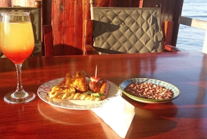 Båtcruise i solnedgangen i Zambezi