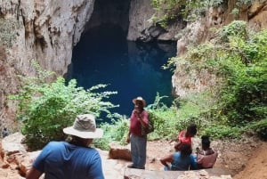 Zimbabwe: Chinhoyi Caves Tour with Lion Viewing and Lunch