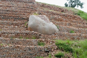 Zimbabwe: Khami Ruins Guided Tour with Snacks and Drinks