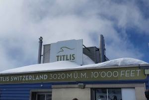 Alpine Majesty: Private Tour to Mount Titlis from Zürich