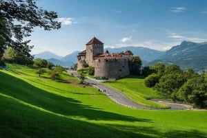 Discover 4 Countries in One Day from Zurich