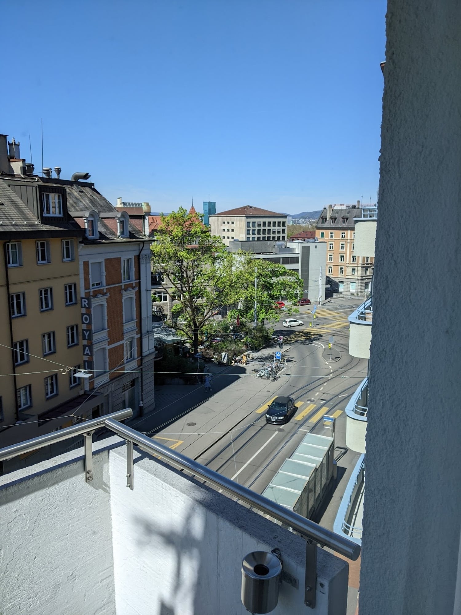 Fred Hotel Zürich Leonhardstrasse | Self Check-in
