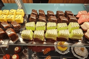 チューリッヒ発：アルプスの観光列車、ベルンのユネスコ世界遺産、チョコレート