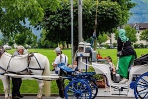 Lago Blausee e affascinante Interlaken: escursione privata di un giorno