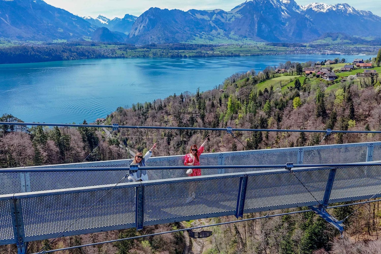 Au départ de Zurich : excursion privée d'une journée « Crash Landing On You ».