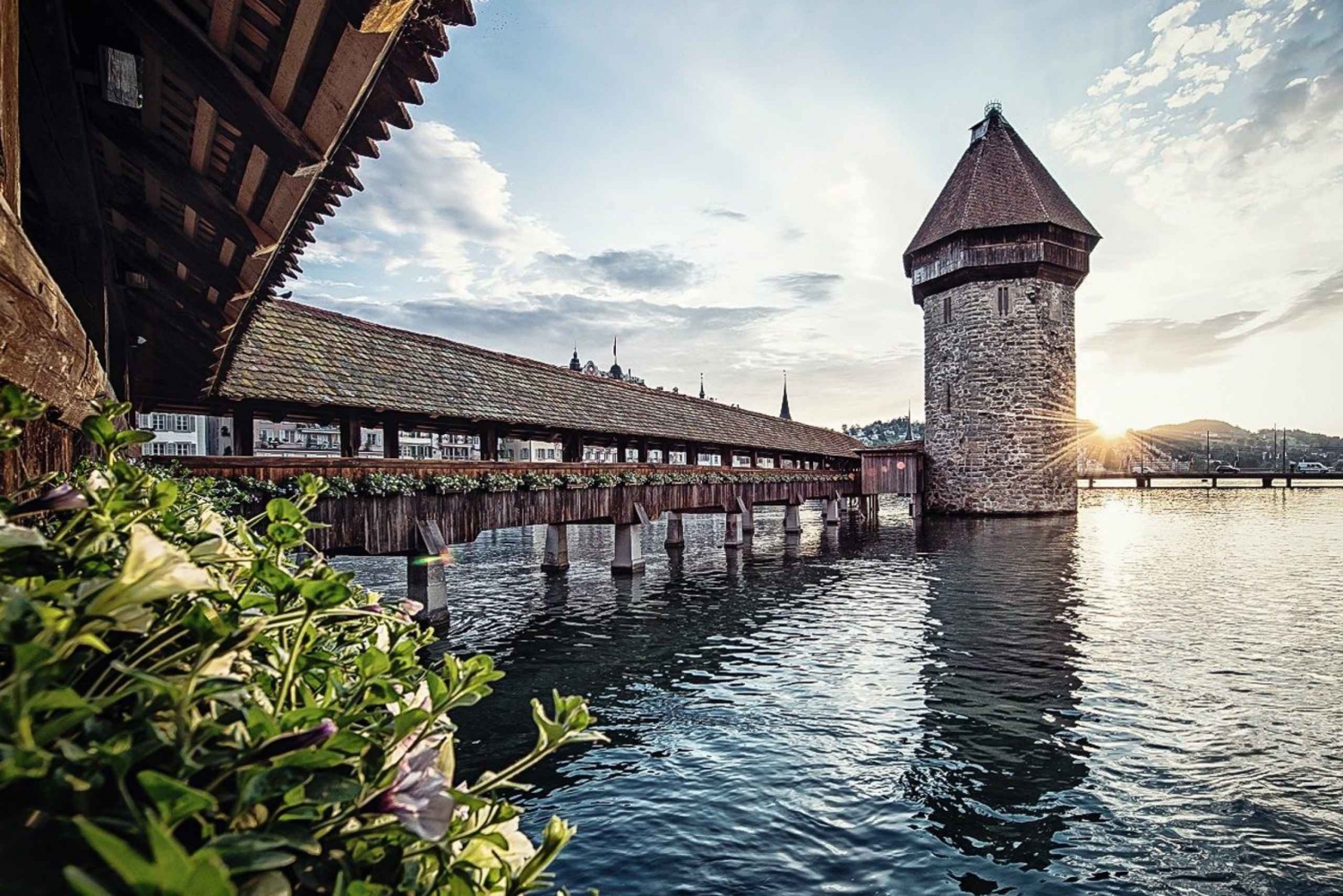 From Zurich: Day Trip to Lucerne with Optional Yacht Cruise