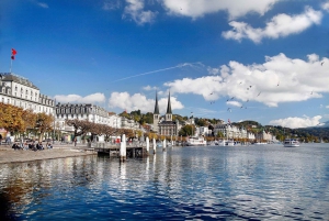 From Zurich: Day Trip to Lucerne with Optional Yacht Cruise