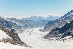 From Zurich: Guided Day Trip to Jungfraujoch with Train Ride