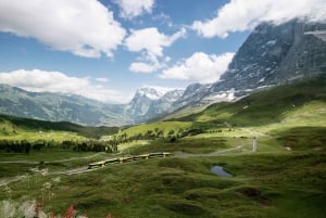 From Zurich: Mount Eiger Day Trip to Kleine Scheidegg