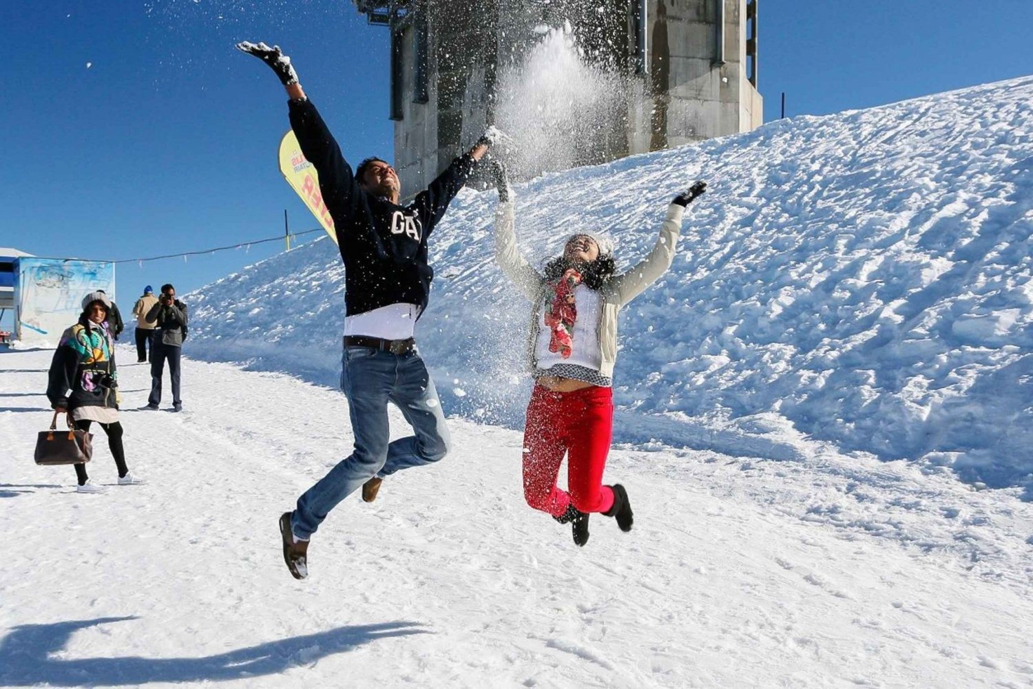 Depuis Zurich : excursion d'une journée au Mont Titlis, aventure dans la neige