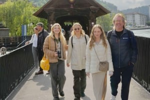Desde Zúrich: tour privado por los tesoros ocultos y los sabores locales de Lucerna.