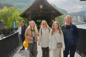Vanuit Zürich: Privétour langs verborgen parels en lokale smaken in Luzern