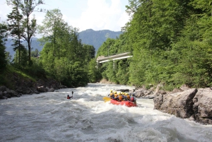 Depuis Zurich : Rafting à Interlaken avec transfert aller-retour