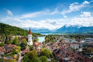 Da Zurigo: tour di Thun, grotte di Beatus, crociera sul lago e formaggio