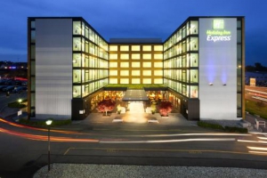 Holiday Inn Express Zürich Airport, et IHG-hotell