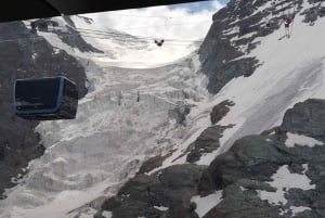 Lucerne or Zurich: Interlaken and Lauterbrunnen Day Tour