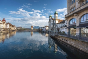 Lucerne: Private Exclusive History Tour with a Local Expert