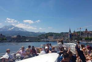 Visite guidée à pied de Lucerne en petit groupe et croisière commentée au départ de Bâle