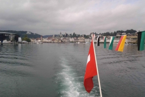 Однодневная поездка для небольшой группы из Цюриха на гору Пилатус с золотым туром