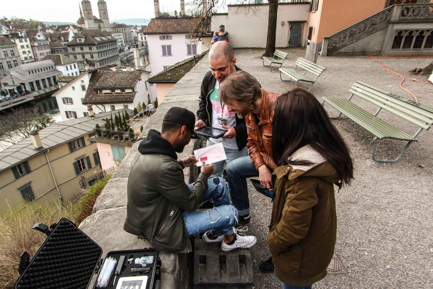 Outdoor Escape Game with Augmented Reality trough Zurich