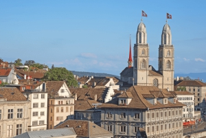 Private Zürich City Tour with Cruise and Lindt Chocolate
