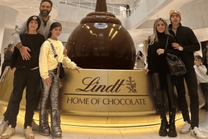 Private Zürich City Tour with Cruise and Lindt Chocolate