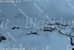 ST MORIT:BLACKLUX TRANSFER VAN ST MORITZ NAAR LUCHTHAVEN ZURICH