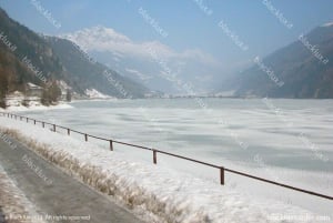 ST MORIT:BLACKLUX TRANSFER VAN ST MORITZ NAAR LUCHTHAVEN ZURICH