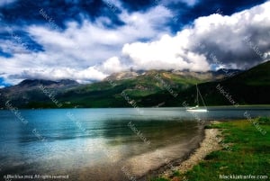 ST MORIT:BLACKLUX TRANSFER VAN ST MORITZ NAAR LUCHTHAVEN ZURICH