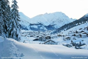 ST MORIT:BLACKLUX TRANSFER VAN ST MORITZ NAAR LUCHTHAVEN ZURICH