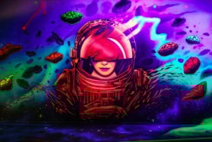 Zurich: Black Light Galaxy Minigolf