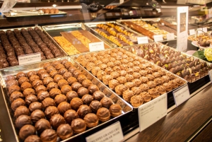 Zurich: Chocolate Tasting and Walking Tour with a Local