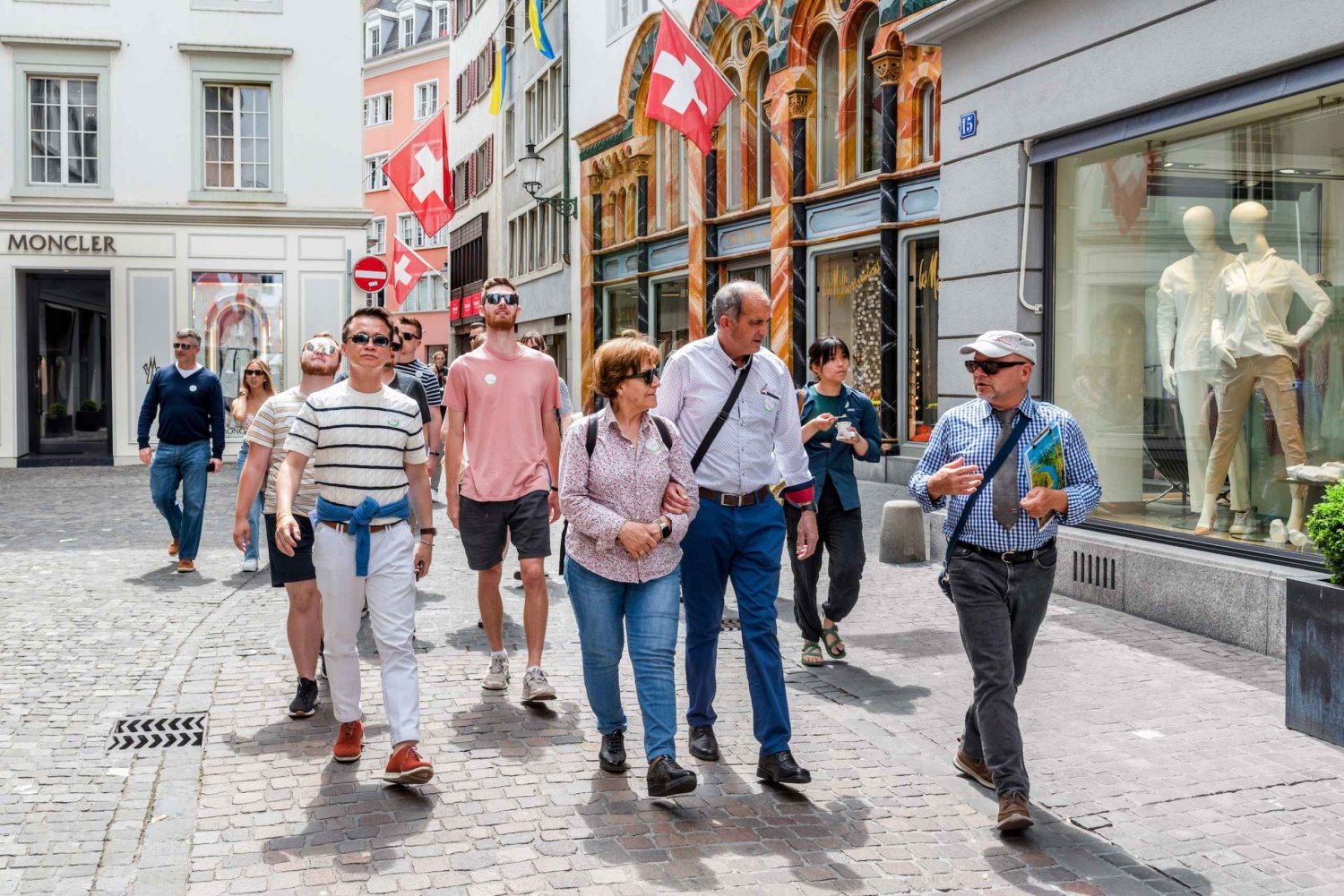 Zürich: Stadsrondleiding met bus, kabelbaan en veerboot