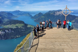 Dagstur fra Zürich: Den bratteste taubanen til Stoos og utsikten fra Rigi