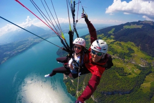 Zurich: Day trip to Interlaken incl. tandem paragliding